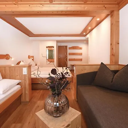Apart Alpenpension Maderer Apartment