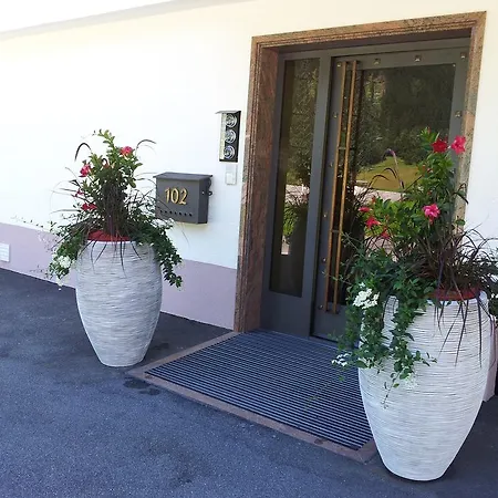 Apart Alpenpension Maderer Apartment