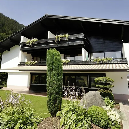 Apartment Apart Alpenpension Maderer Gaschurn